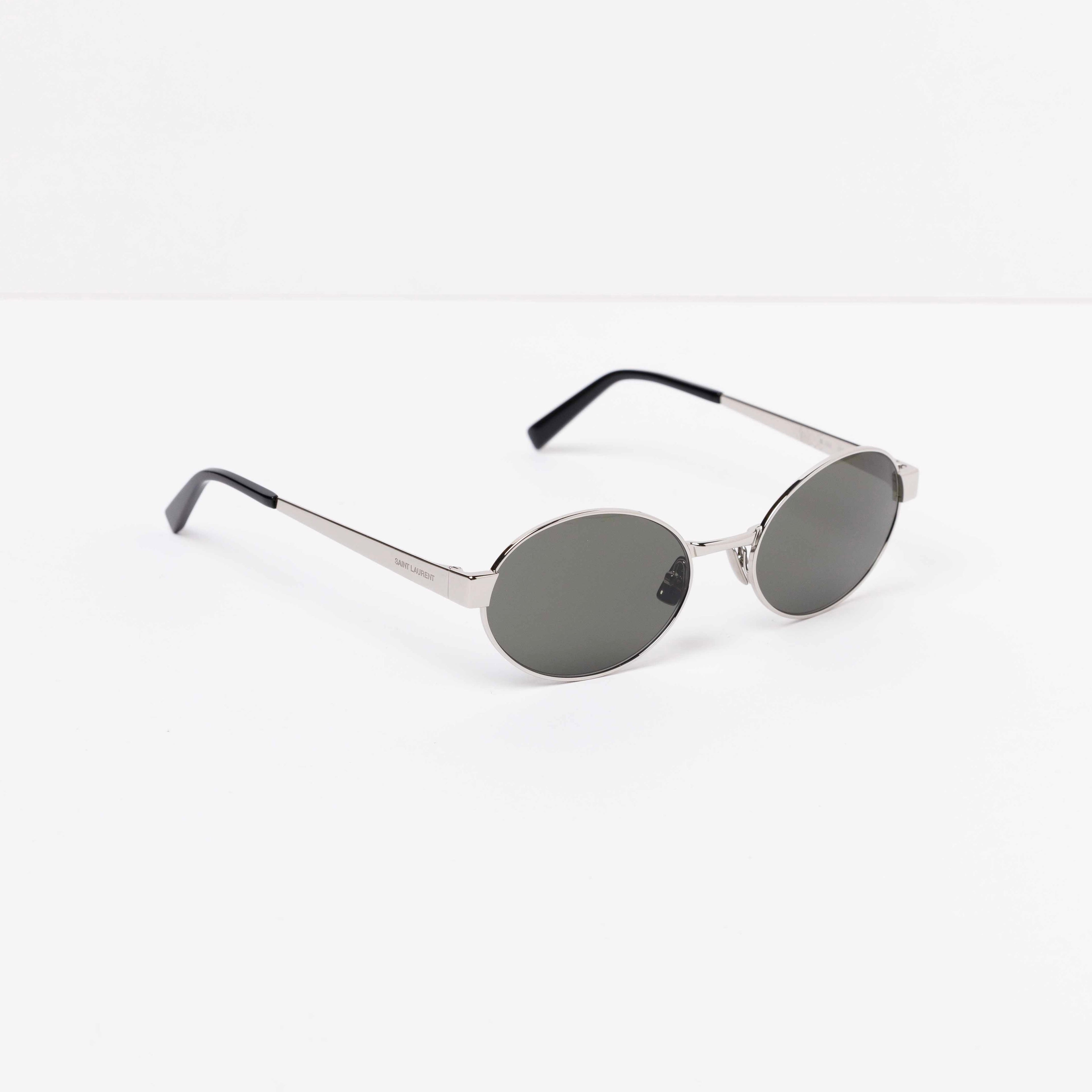 SL 692