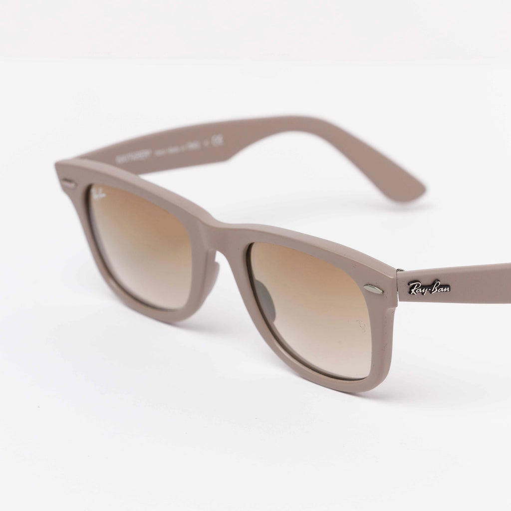 WAYFARER