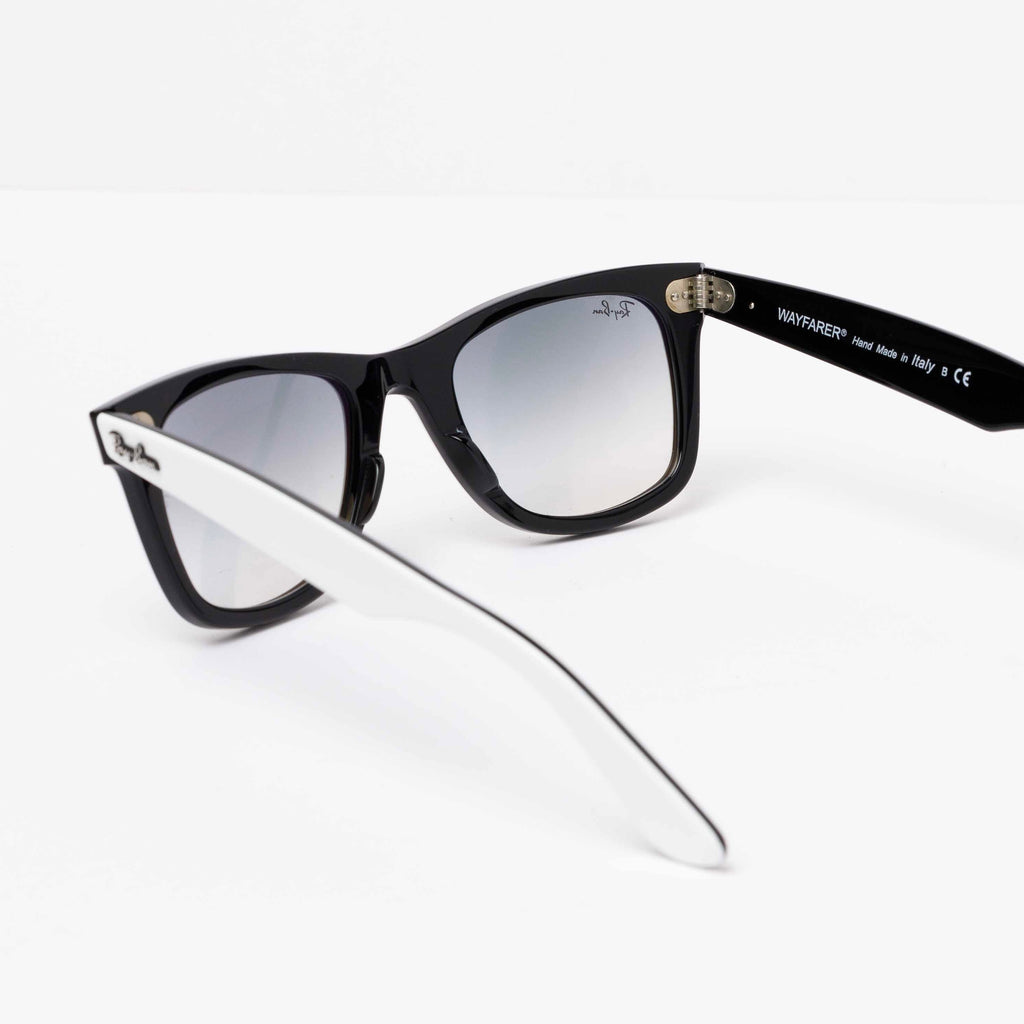 WAYFARER