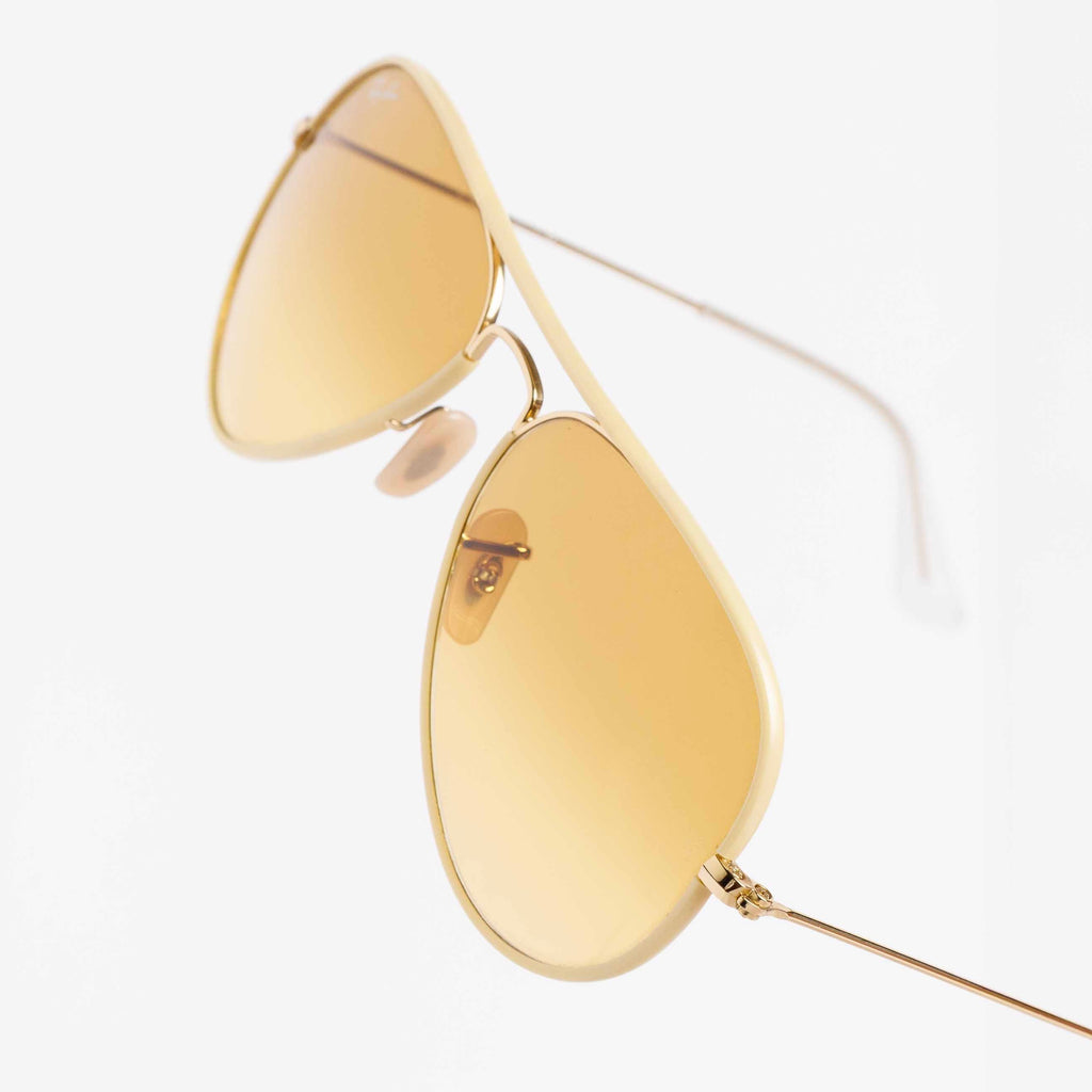 AVIATOR METAL