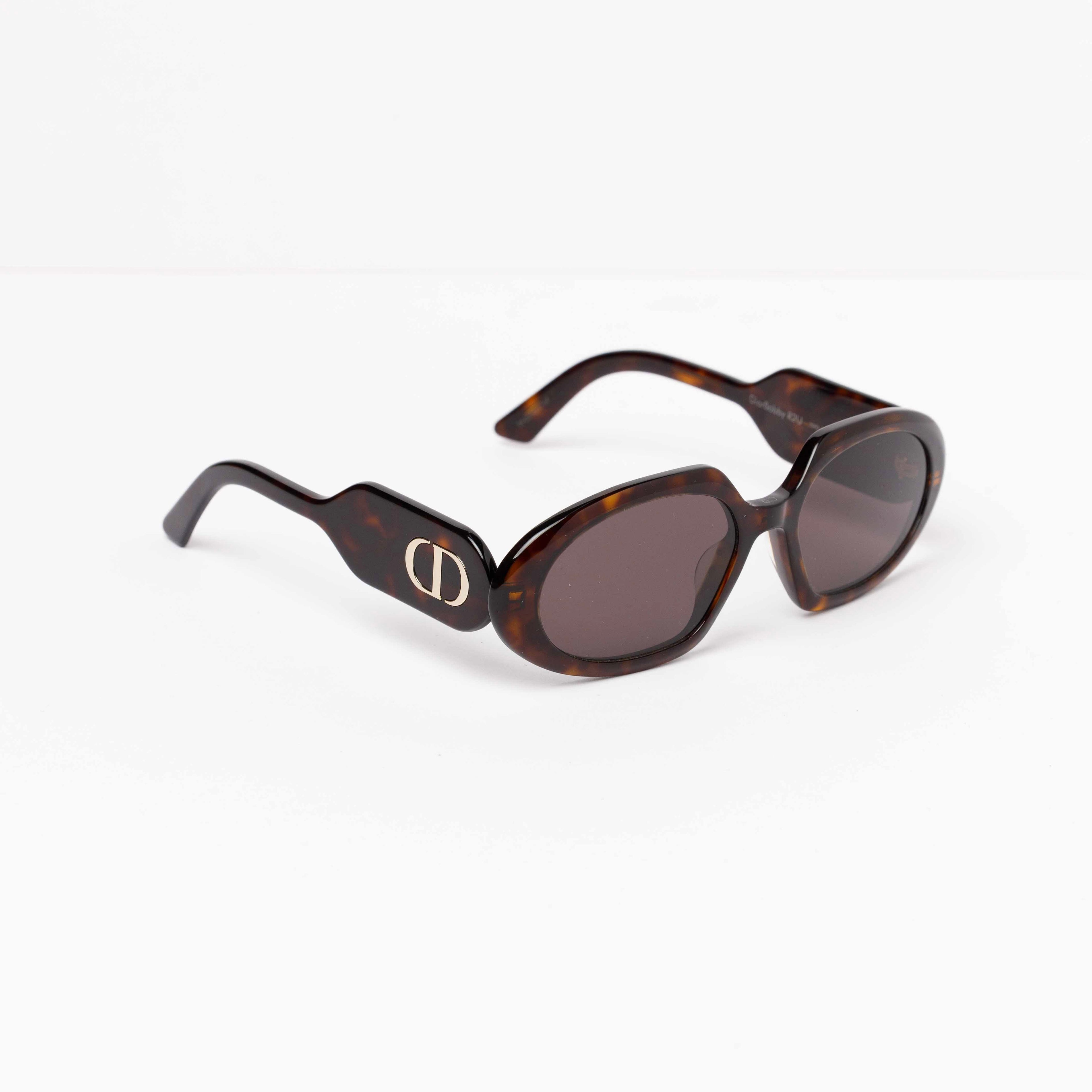 DIORBOBBYR2U/20F0/54