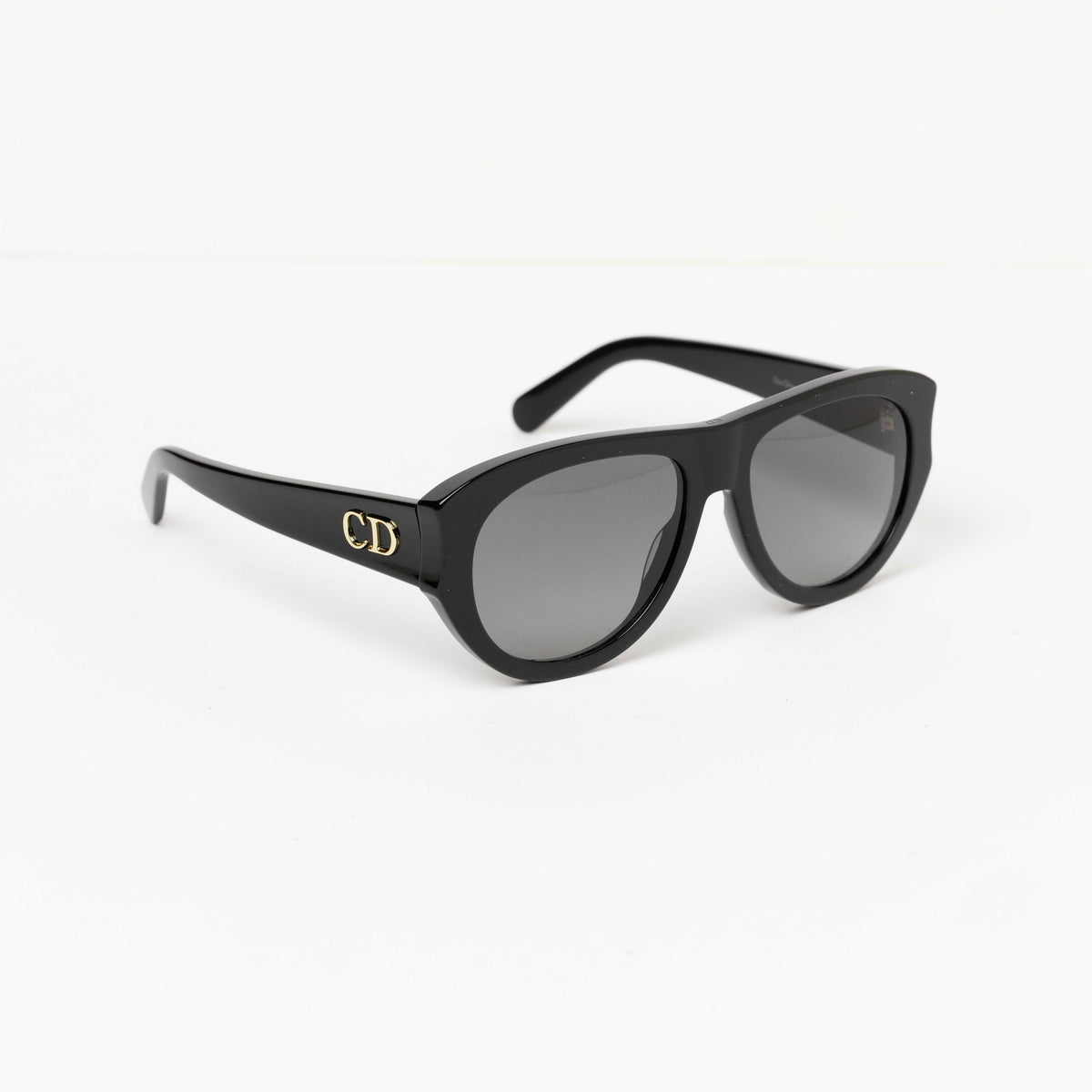 DIOR GLOW A1I
